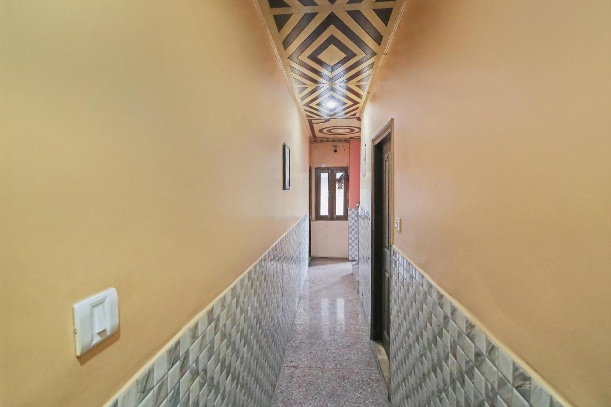 Hotel O Royal Inn Šimla Exteriér fotografie